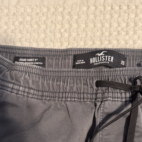 4 pairs for 1 price!!!- Hollister Men's Jogger 9” Shorts - Picture 3 of 10